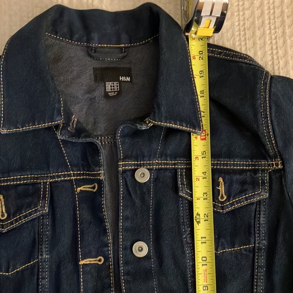 EUC H&M Dark Blue Denim Jacket size Medium - Picture 3 of 8